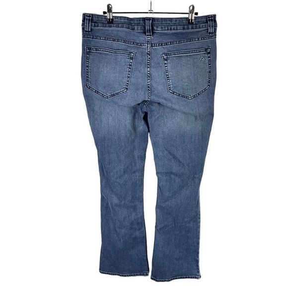 Blue Boot Cut Jeans with Classic Styling - Picture 2 of 6
